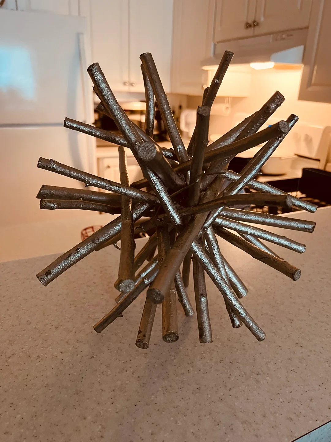 Christmas Gold Twig Sphere image indicator(2)