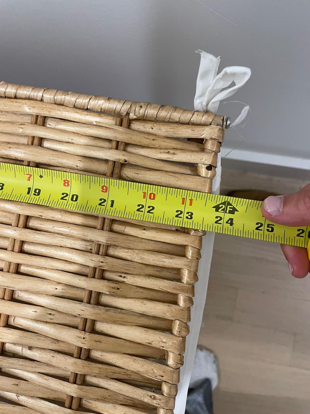 Wicker Laundry Basket / 2 containers - photo 4