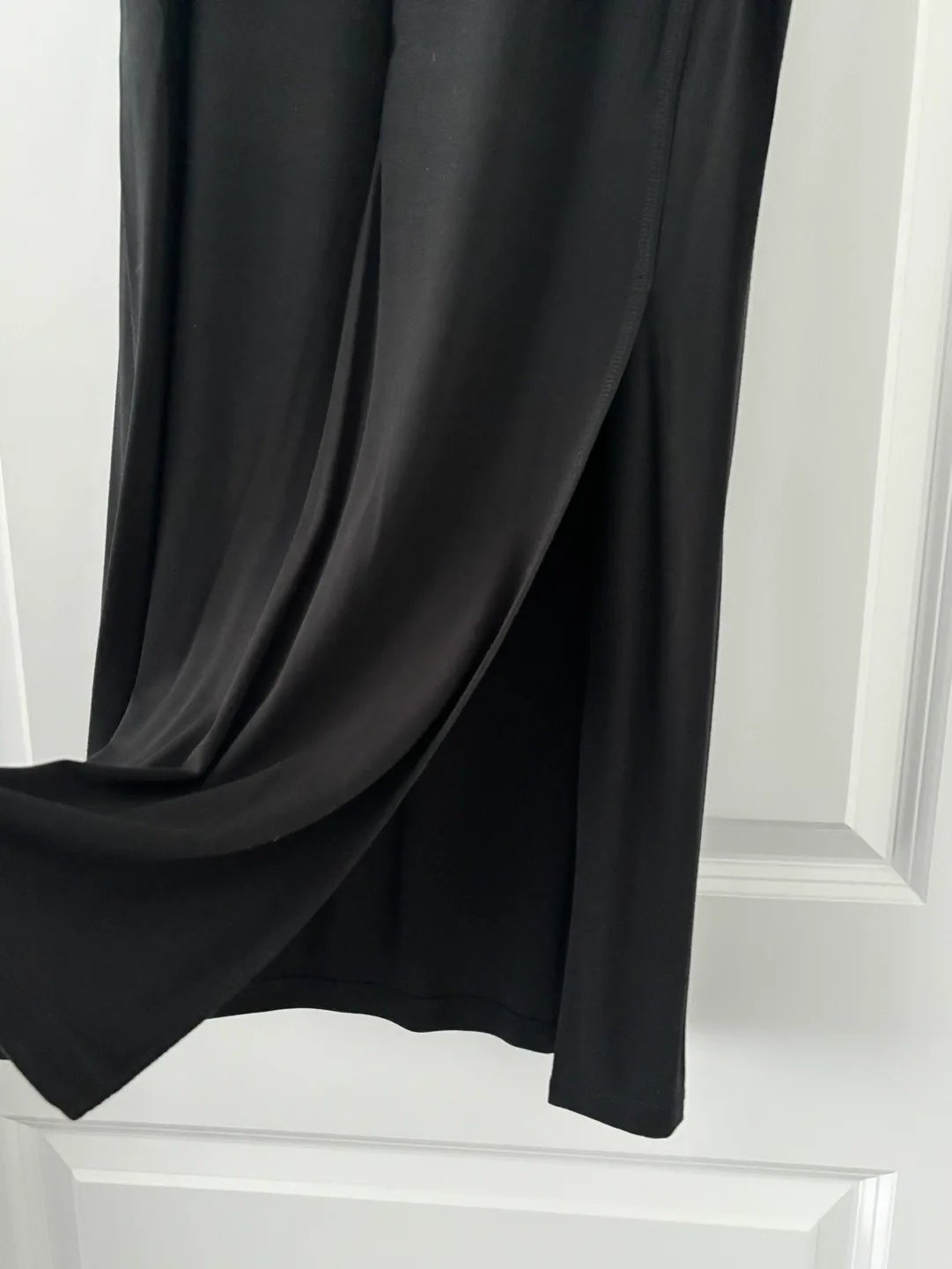 LOFT Women's Black Pull-on Skirt Front Slit -SP  *BNWT* image indicator(2)