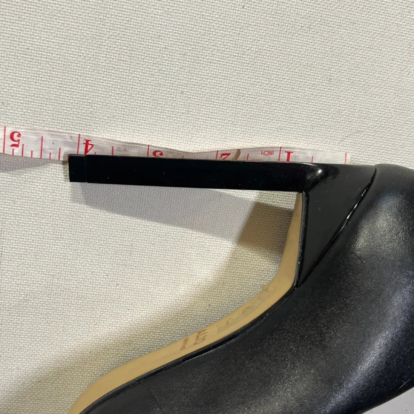 ALDO Black Pointed Toe Heels image indicator(3)