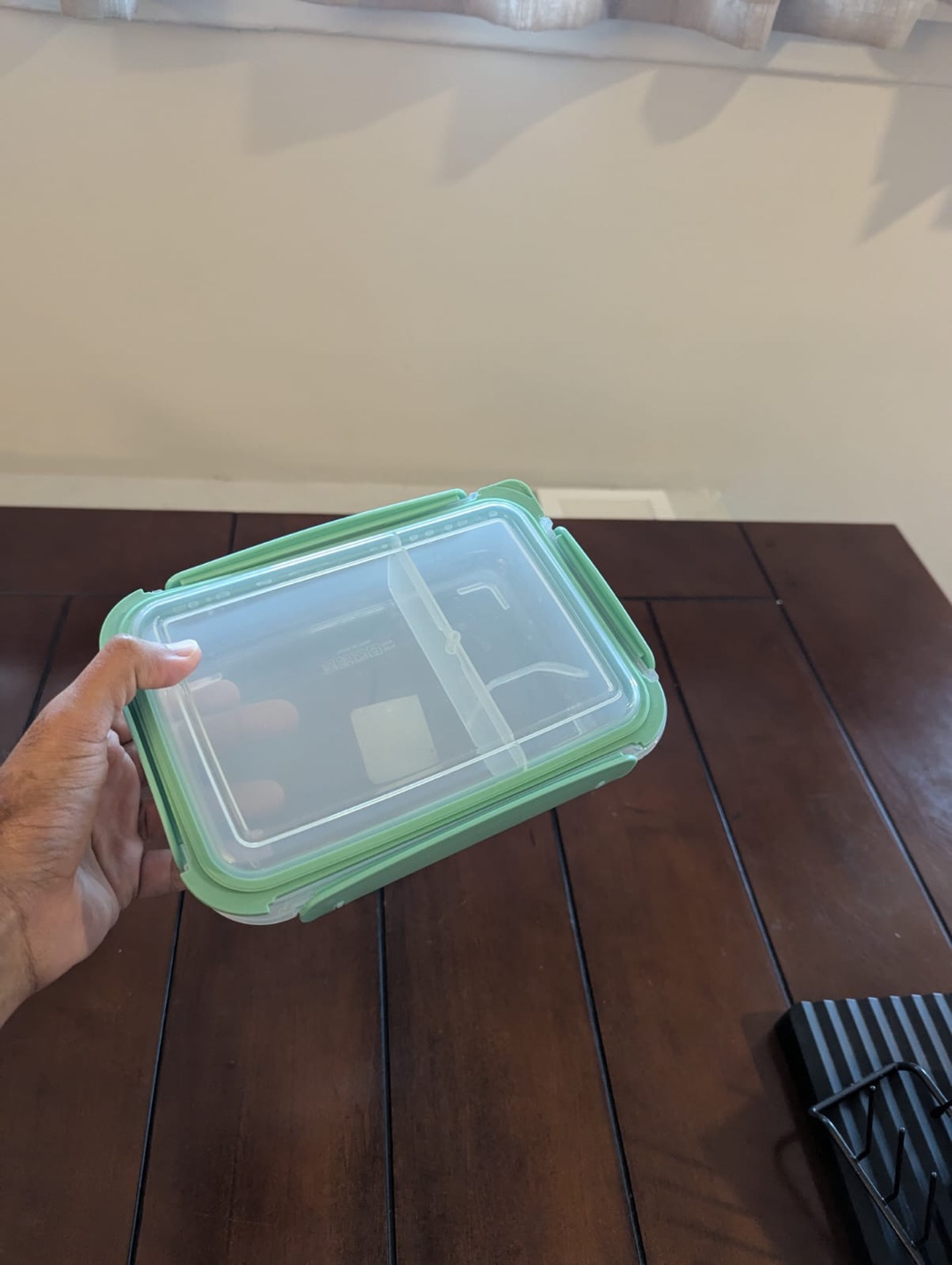 Lunch Container with 3 Compartments - photo 2