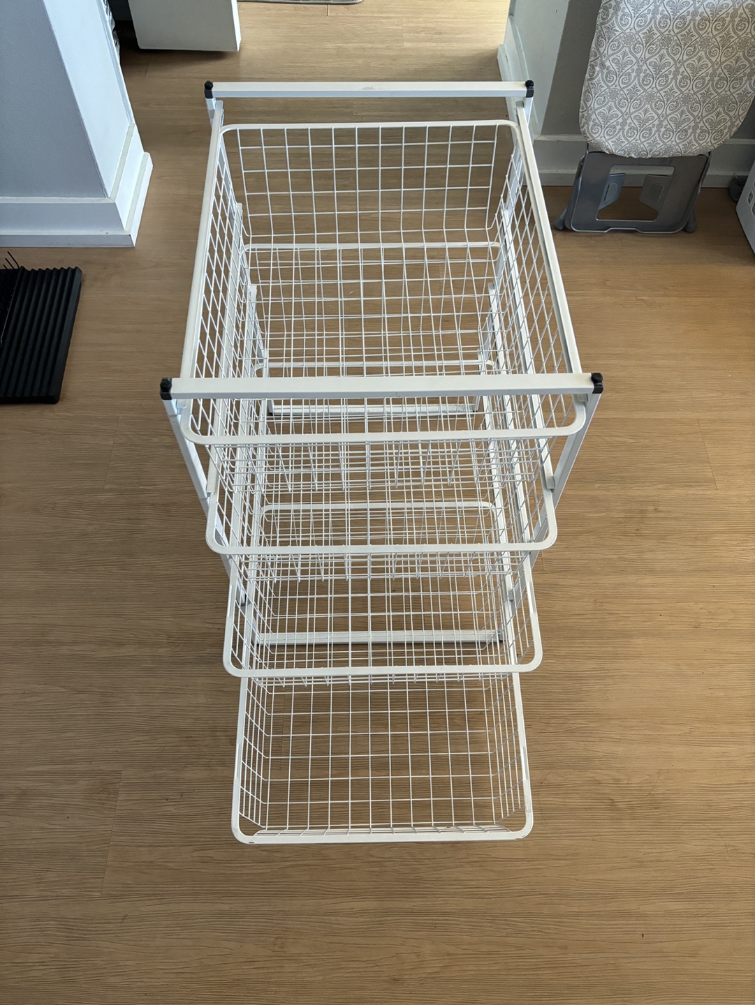 White Wire Storage Shelf - photo 2