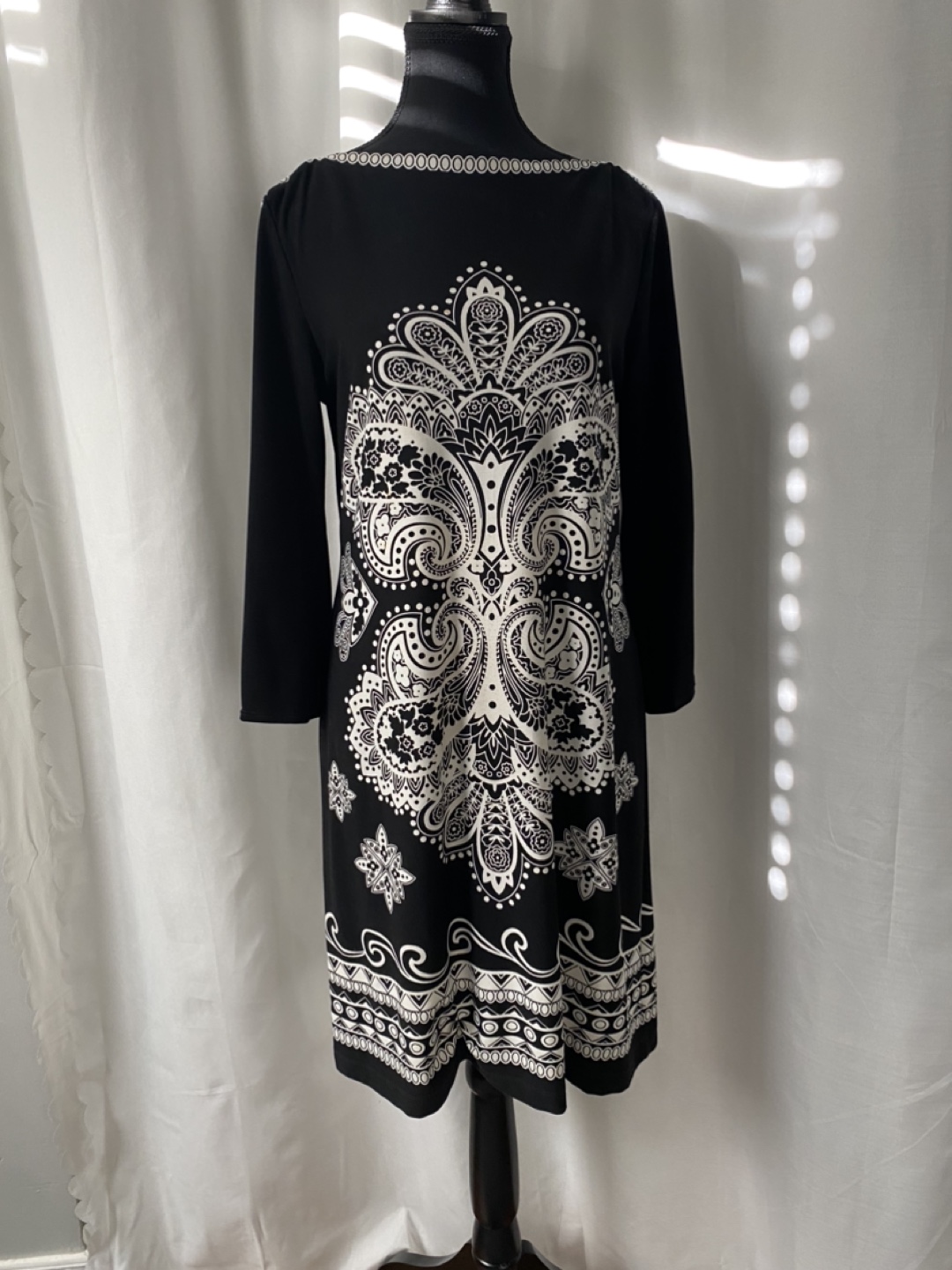 WISP by London Times Black and White Dress