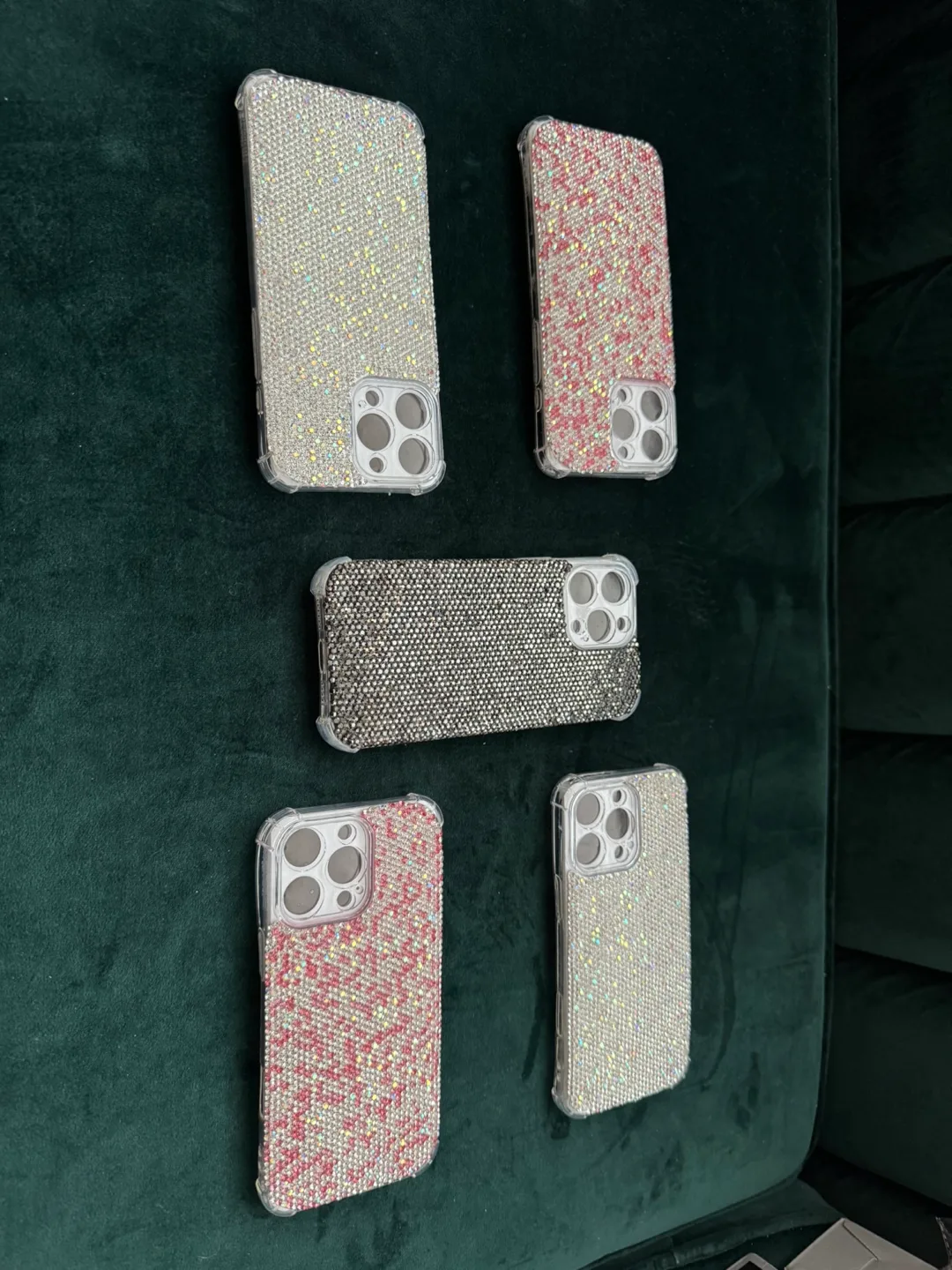 Glittery iphone 16 pro & 16 pro max cases (BRAND NEW) image indicator(2)