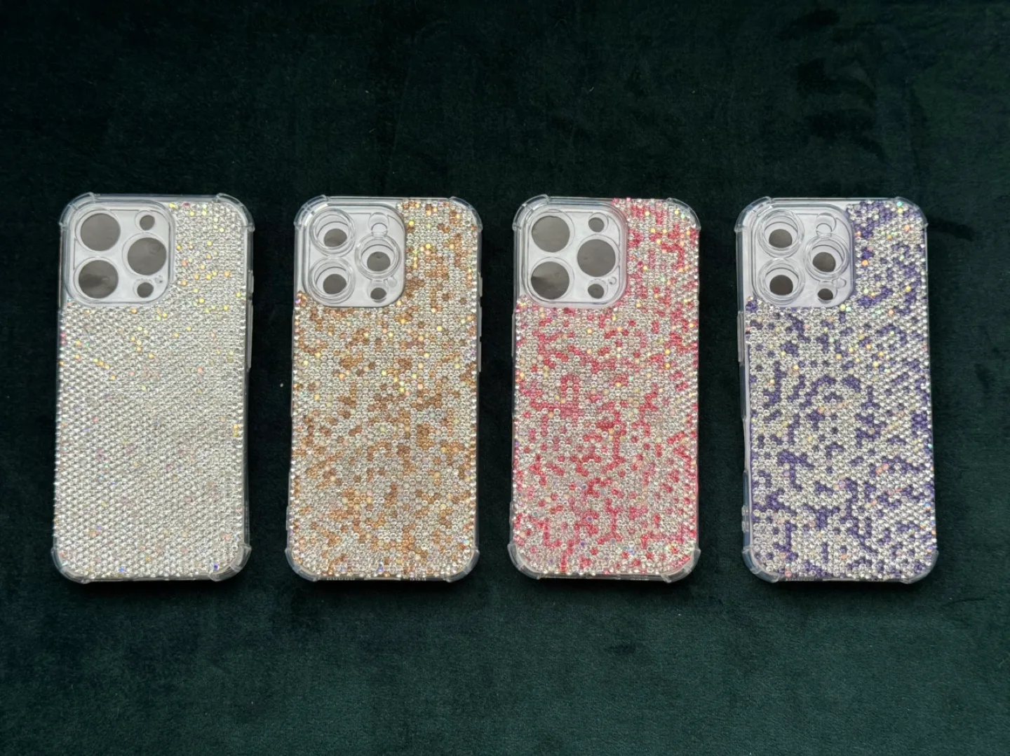 Glittery iphone 16 pro & 16 pro max cases (BRAND NEW) image indicator(7)