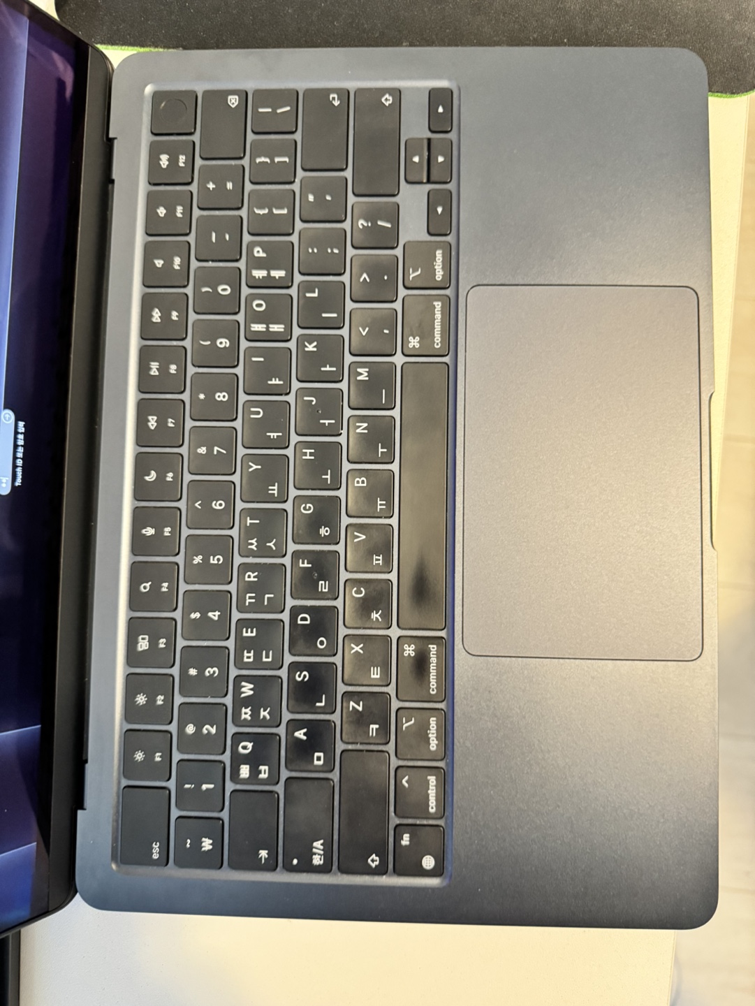 MacBook Air - photo 3