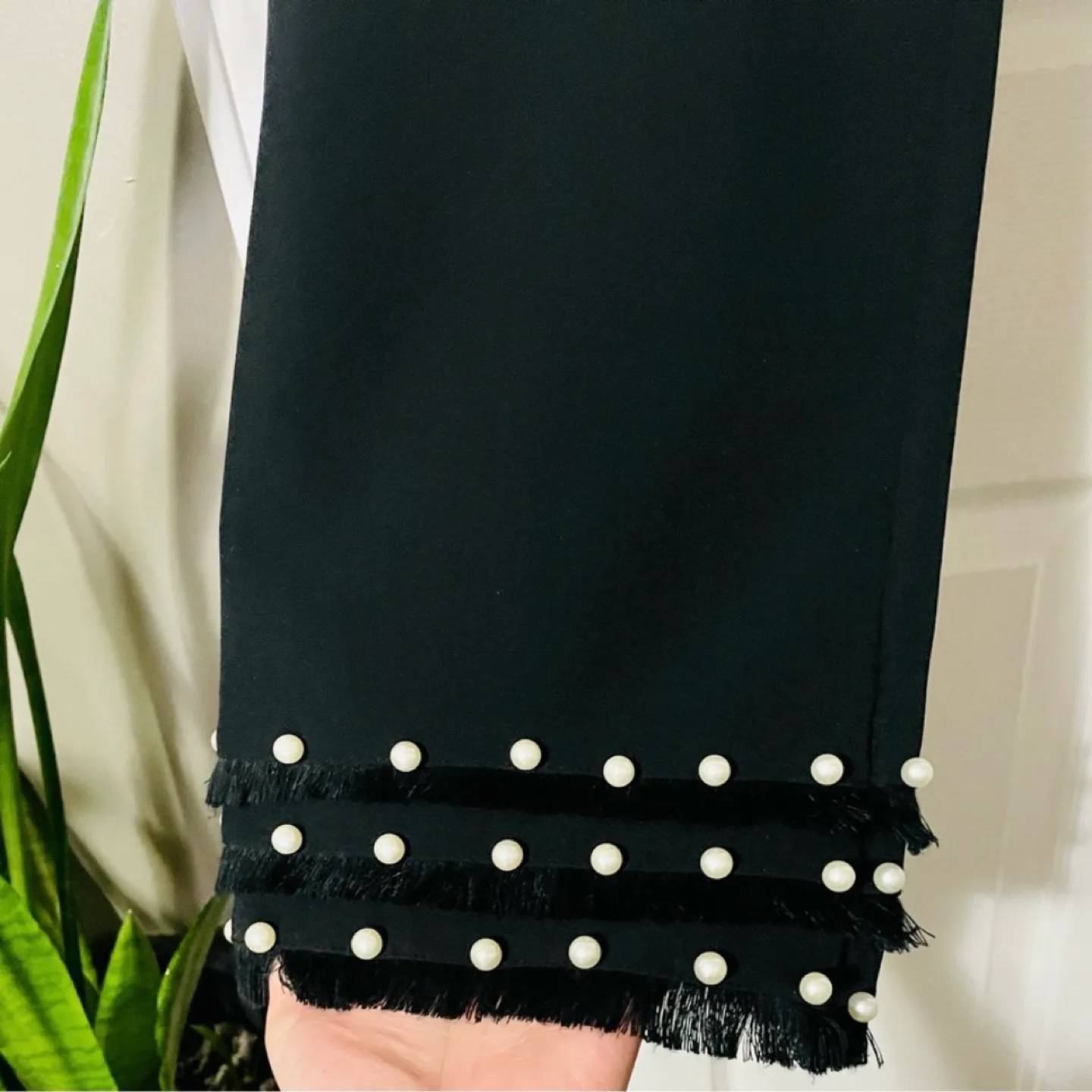 ZARA PEARL AND FRINGE PANTS SIZE SMALL image indicator(7)