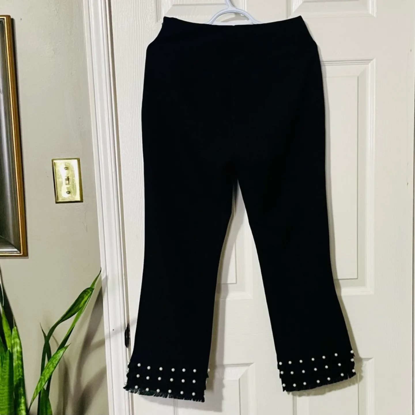 ZARA PEARL AND FRINGE PANTS SIZE SMALL image indicator(6)