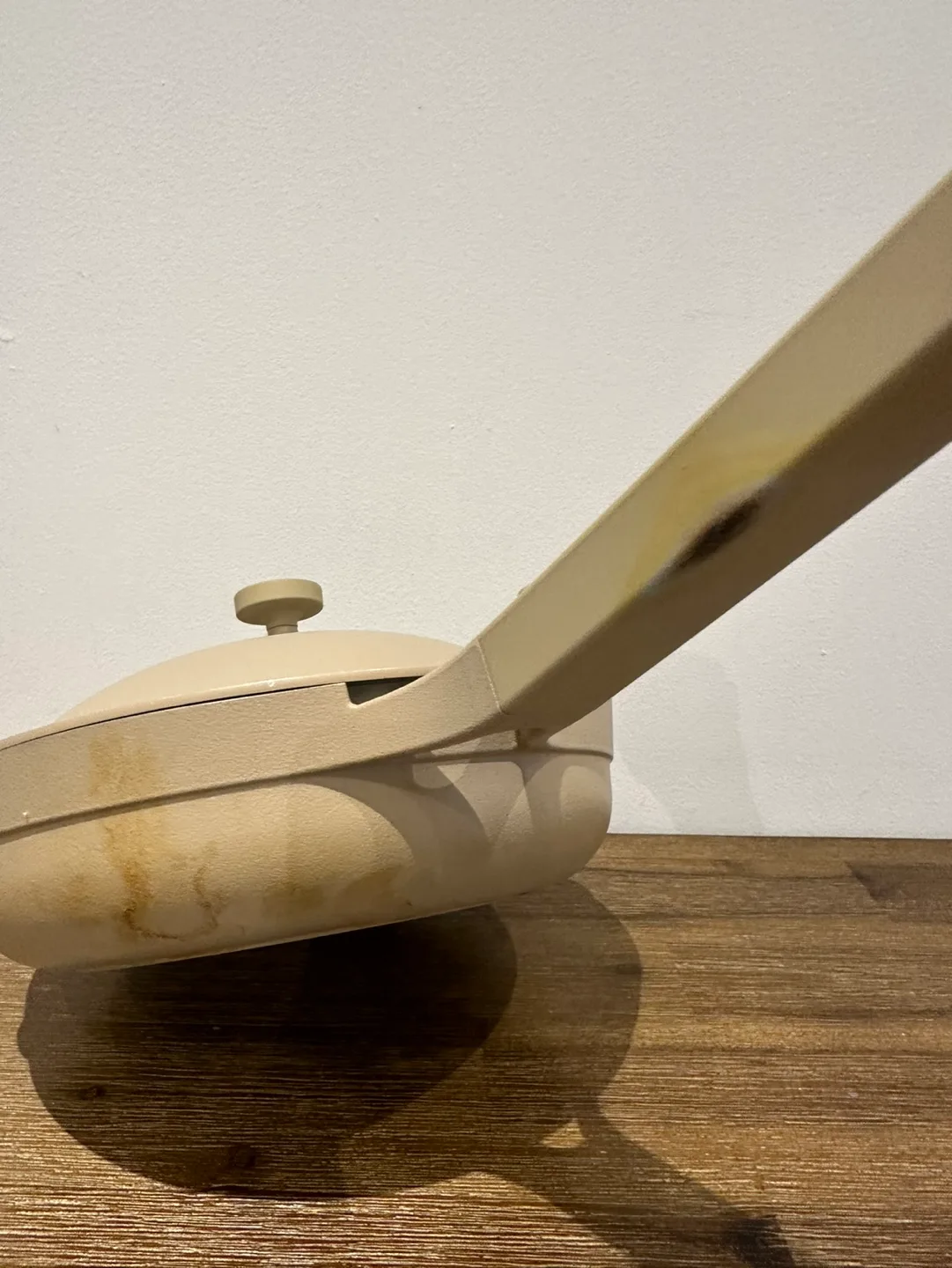 Always Fry Pan with lid in beige colour image indicator(3)