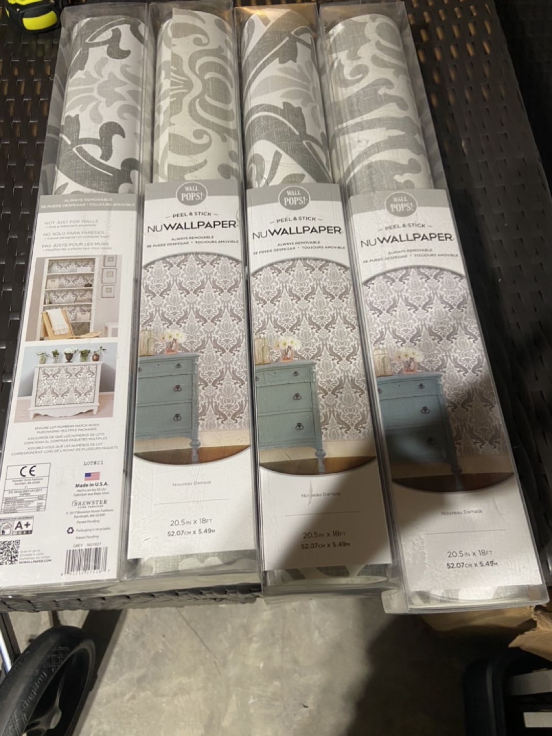 6 Rolls NuWallpaper Peel & Stick Wallpaper - Damask