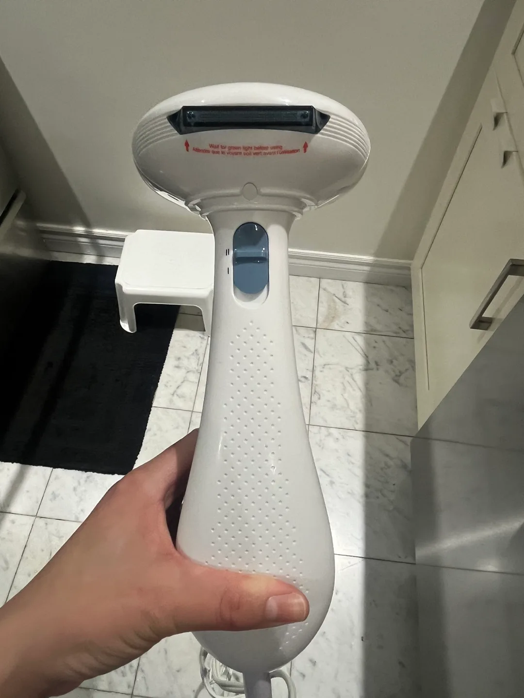 Conair Handheld Fabric Steamer thumbnail