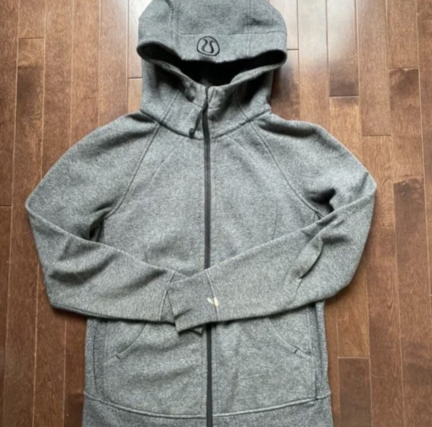 Lululemon Scuba Grey Hoodie - photo 4