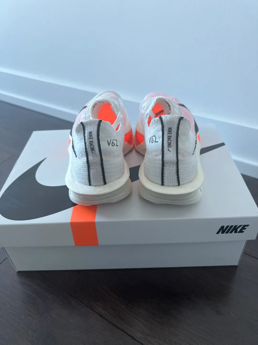 Nike ALPHAFLY NEXT% 3 PROTO Woman's Size 7 FD8357-100 image indicator(4)