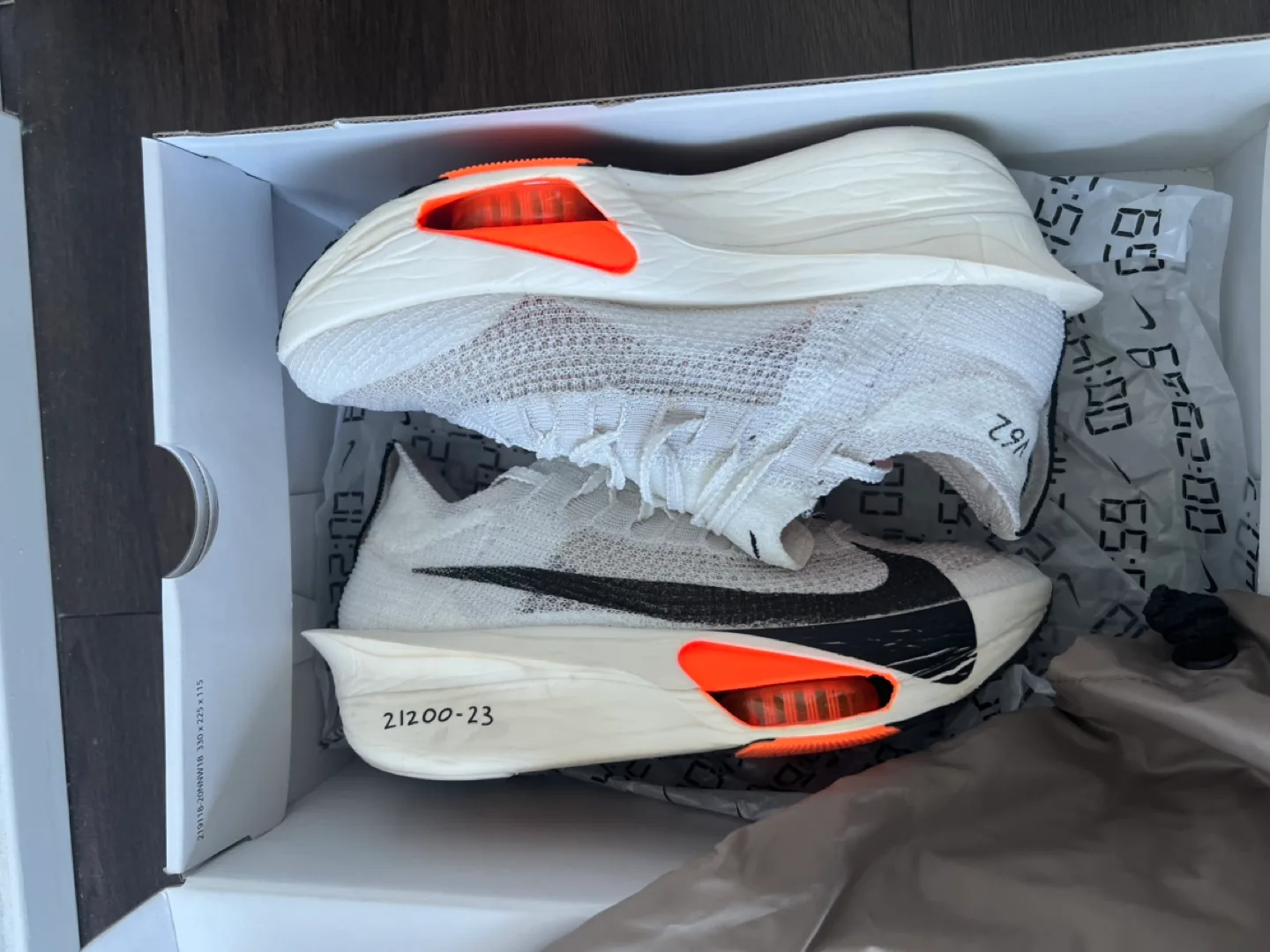 Nike ALPHAFLY NEXT% 3 PROTO Woman's Size 7 FD8357-100 image indicator(10)