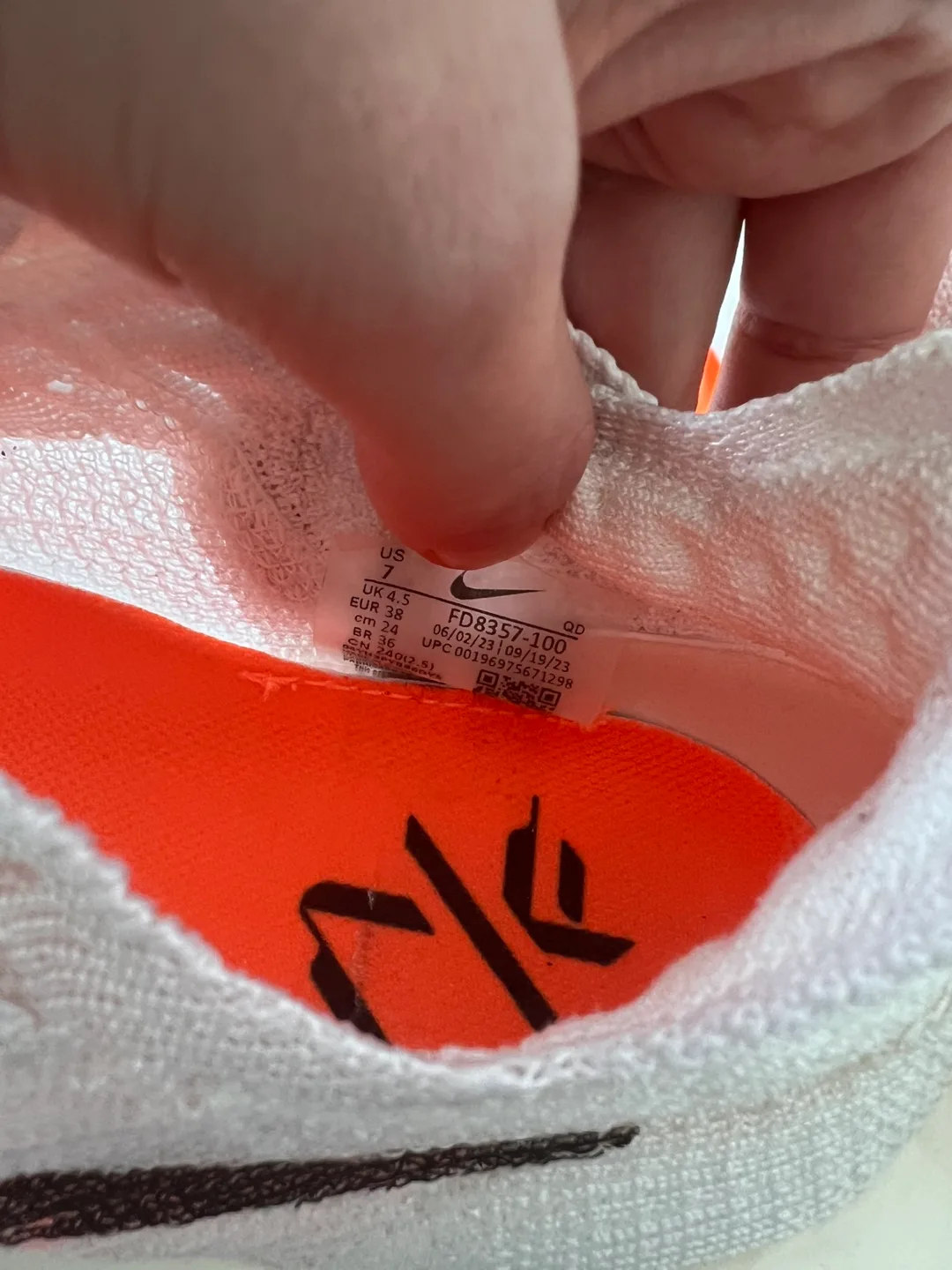 Nike ALPHAFLY NEXT% 3 PROTO Woman's Size 7 FD8357-100 image indicator(7)