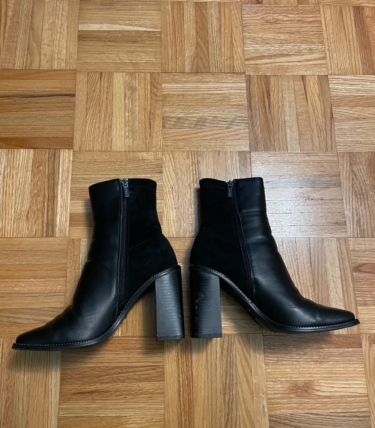 Black Ankle Boots Size 7 image indicator(8)