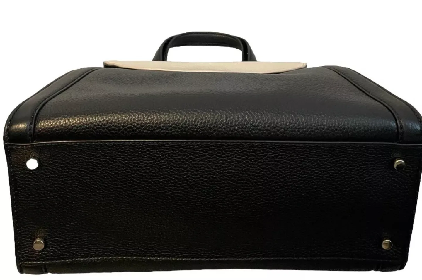 ‼️Final Price Drop ✨Kate Spade Leather Handbag image indicator(4)