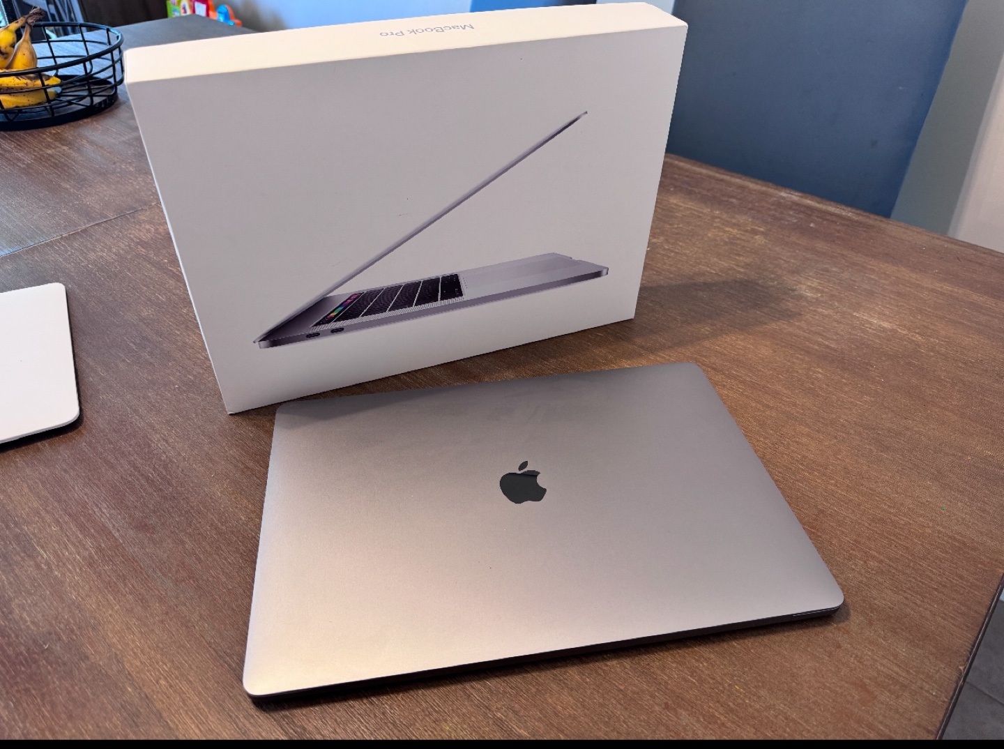 MacBook Pro 15” (2018) - photo 3