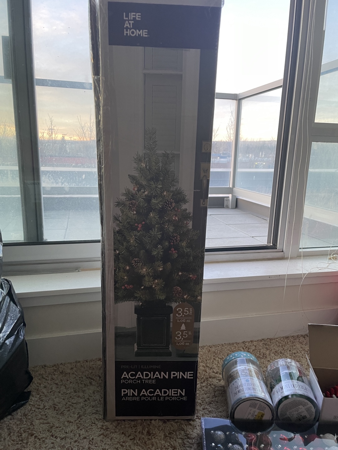 Moving Sale ! Life at Home 3.5 ft Pre-Lit Christmas Tree - photo 2