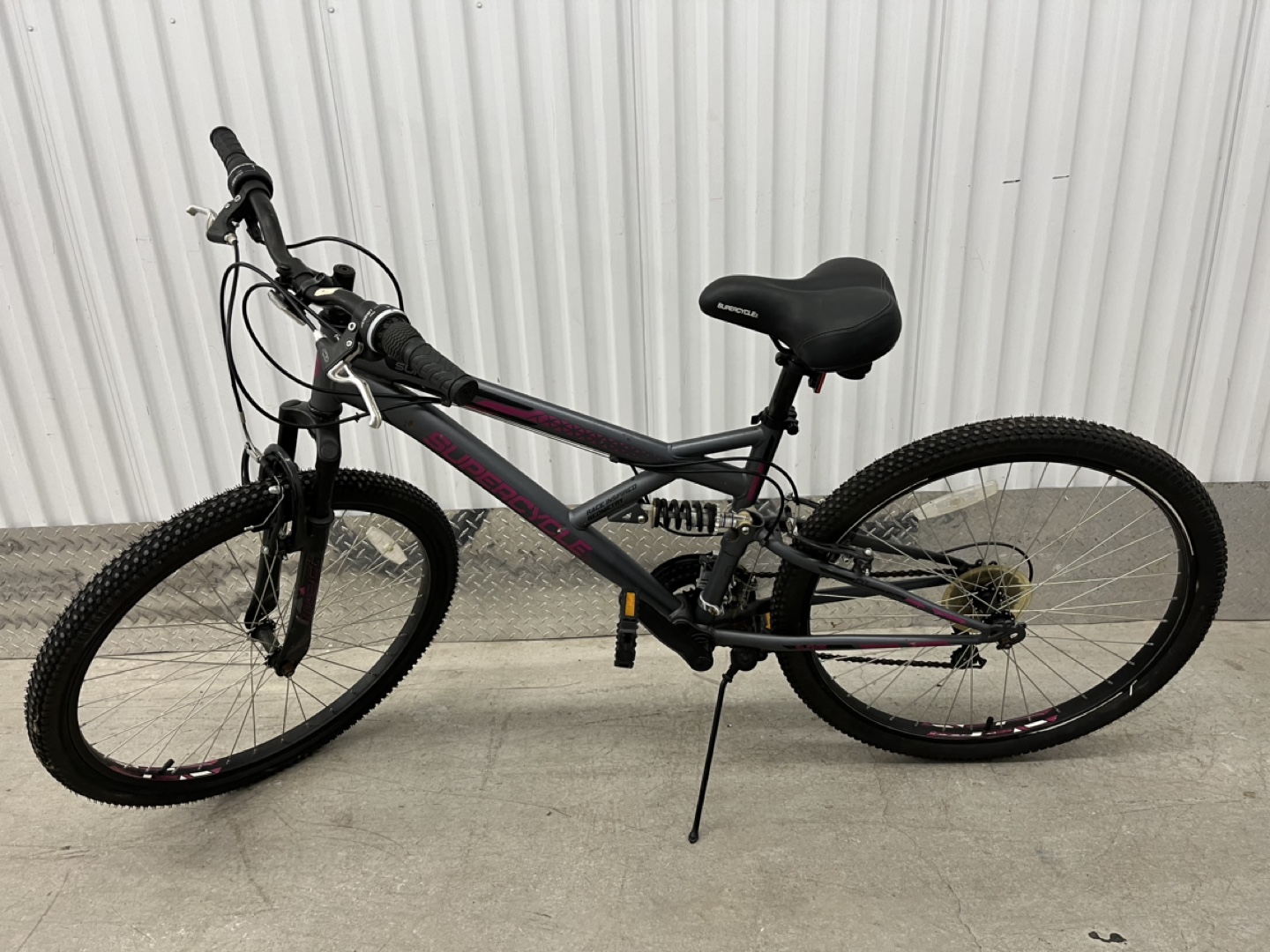 Mountain Bike Supercycle Outlook Dual-Suspension, 26in