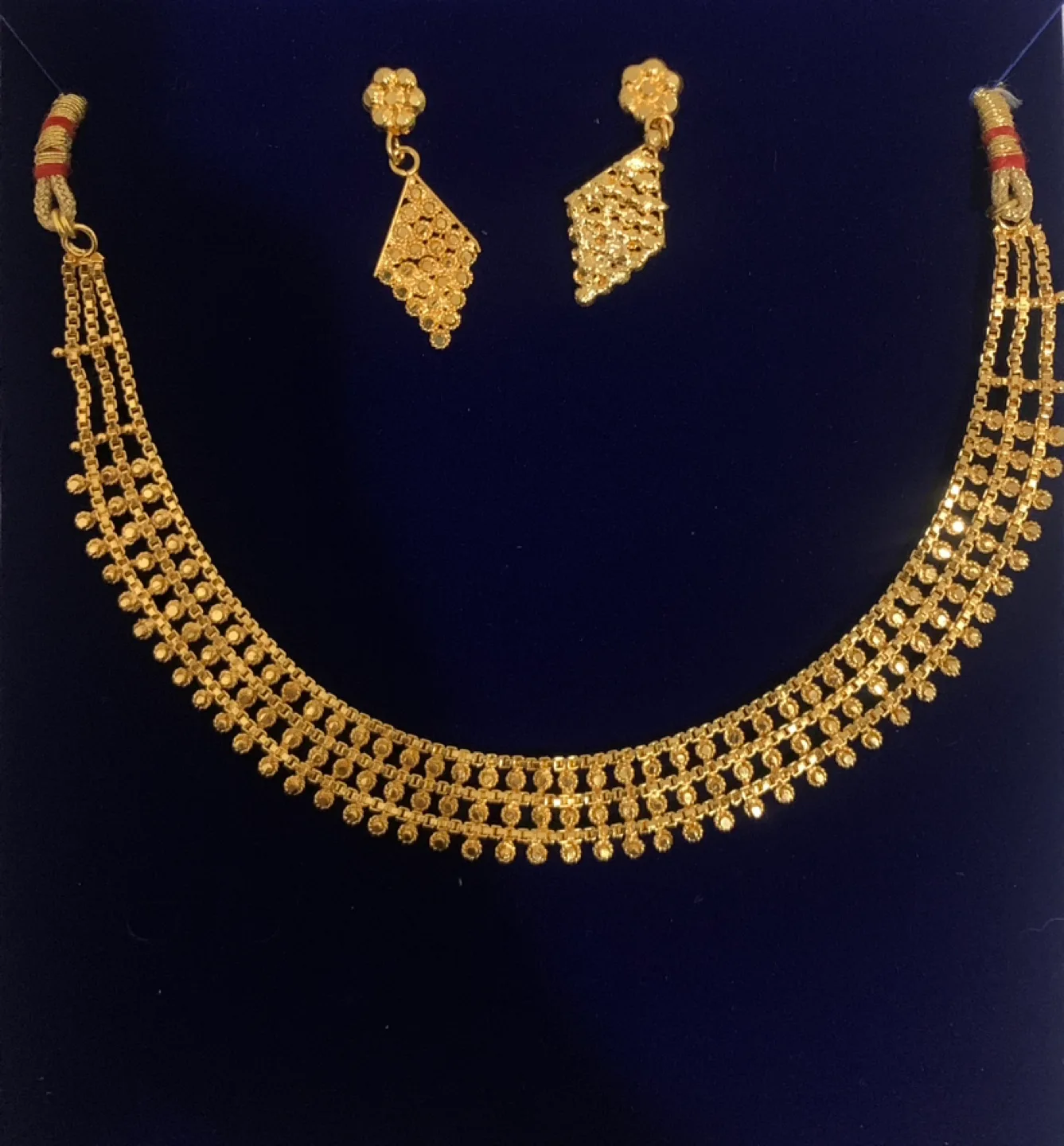 Necklace and Earrings Set thumbnail