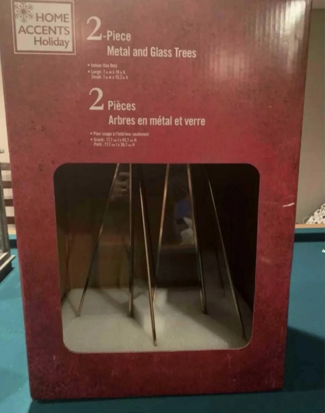 Brand new in box. Set of 2 minimalist gold faceted glass trees image indicator(5)