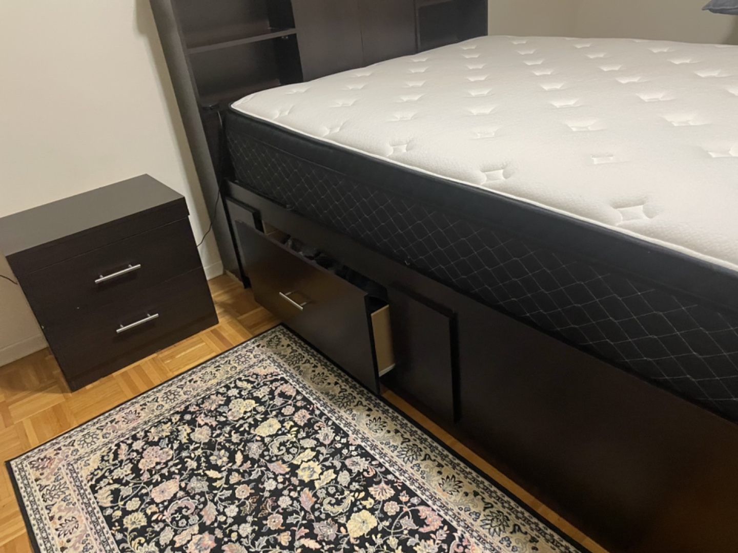 Queen Size Bed Frame with Headboard and Storage - photo 4