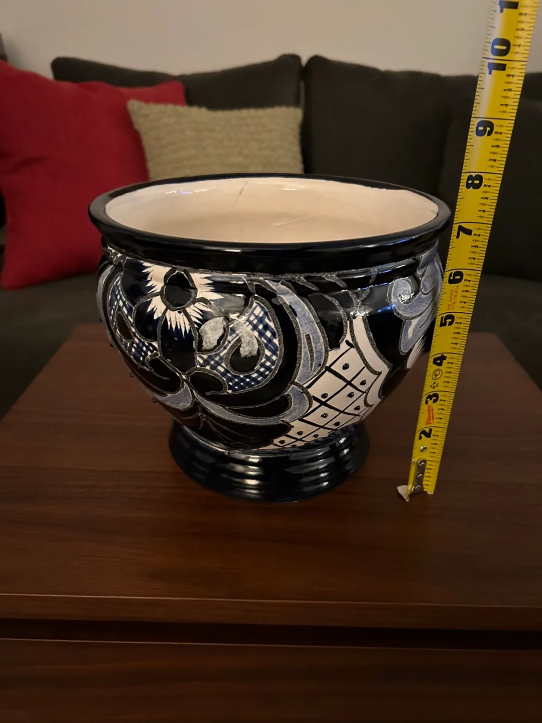 Flower Pot with drain hole image indicator(5)