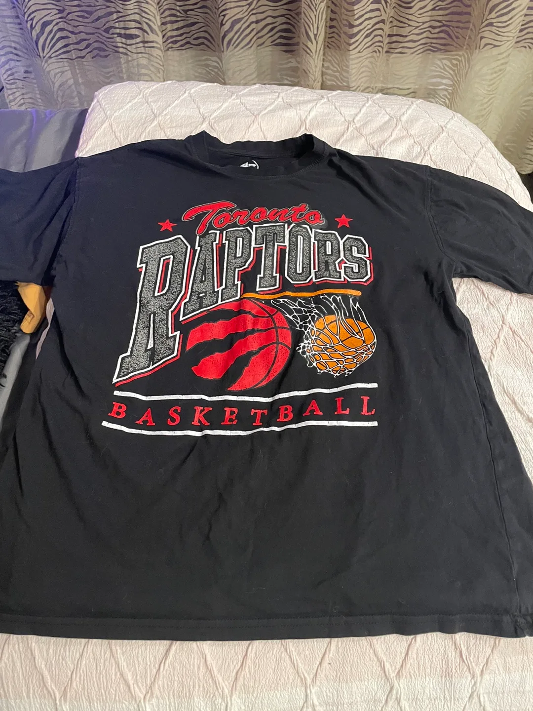 Toronto Raptors T-shirt thumbnail