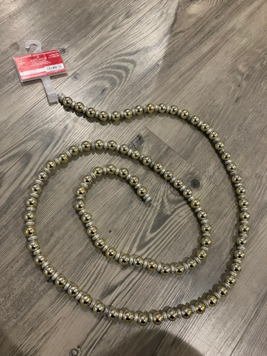 6 Ashland Garlands, 3 Gold Bead Strands + 3 Silver Bauble image indicator(4)