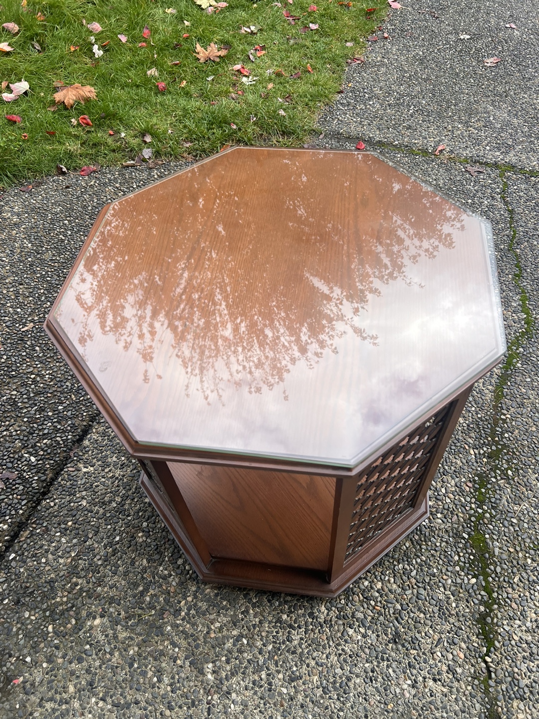 2 Octagonal End Table with Glass Top - photo 4