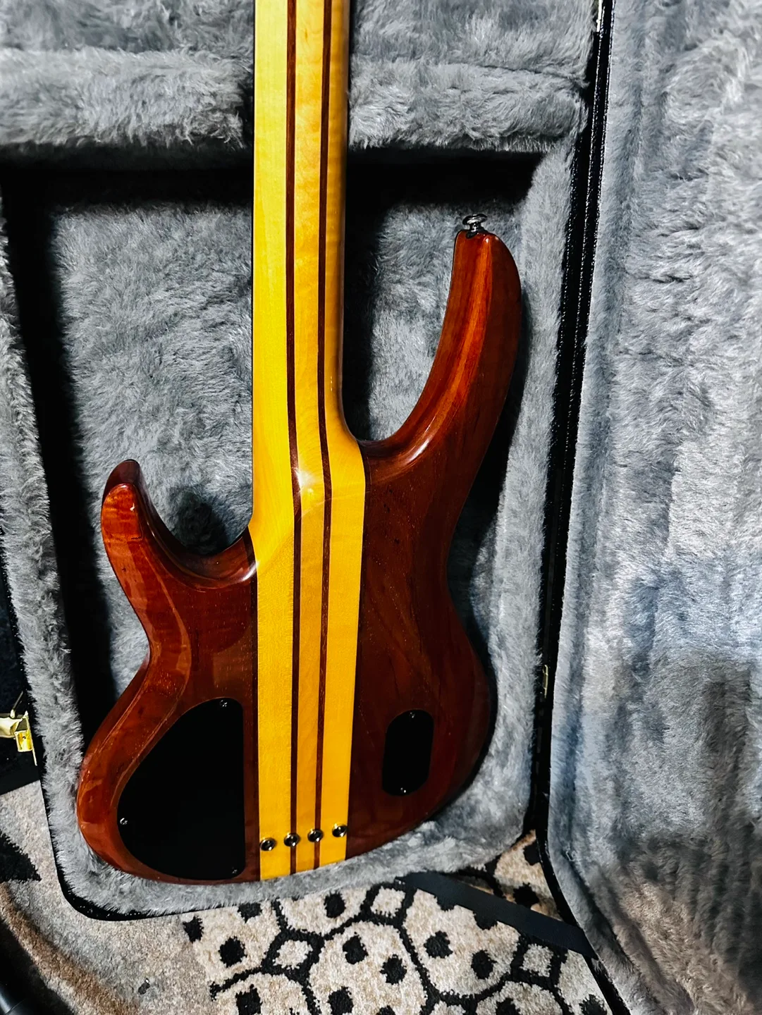 ESP LTD B-4E 4-String Bass Guitar image indicator(9)