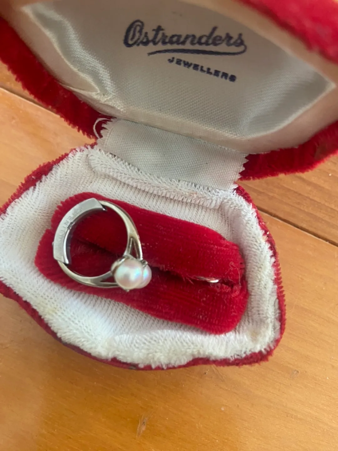 Vintage Pearl Ring With 2 Diamond Accents image indicator(3)