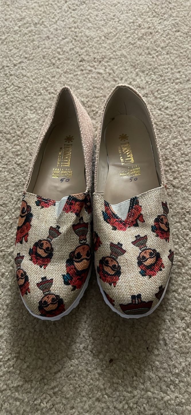 Mexican flat shoes