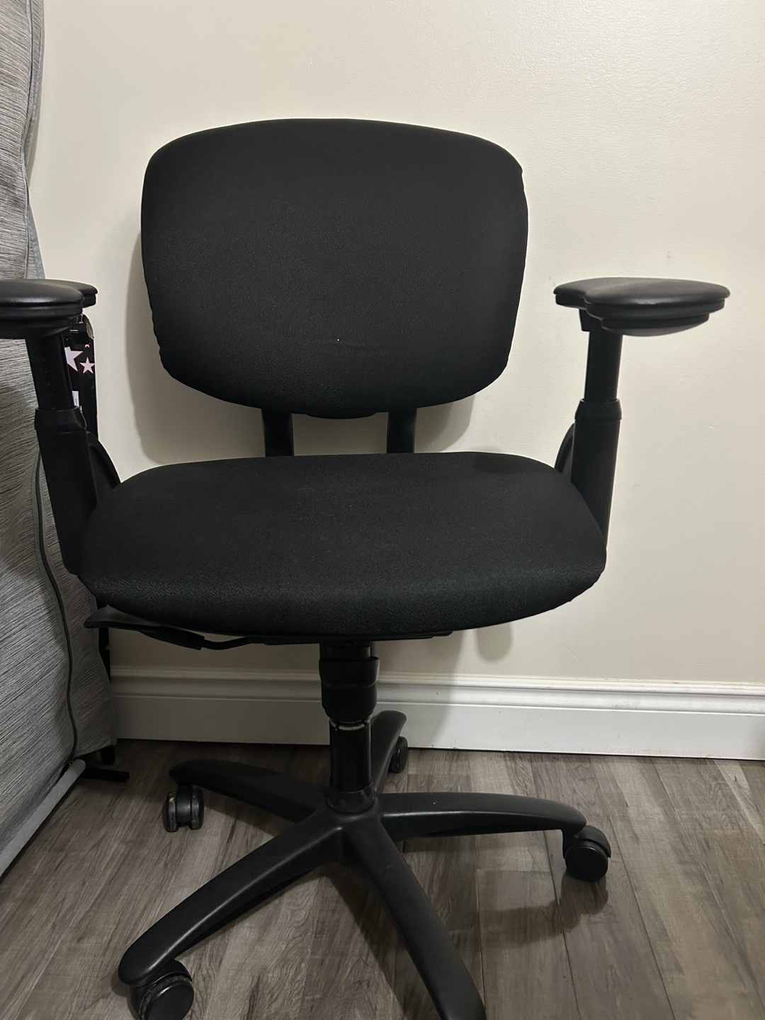 Black Office Chair - photo 3