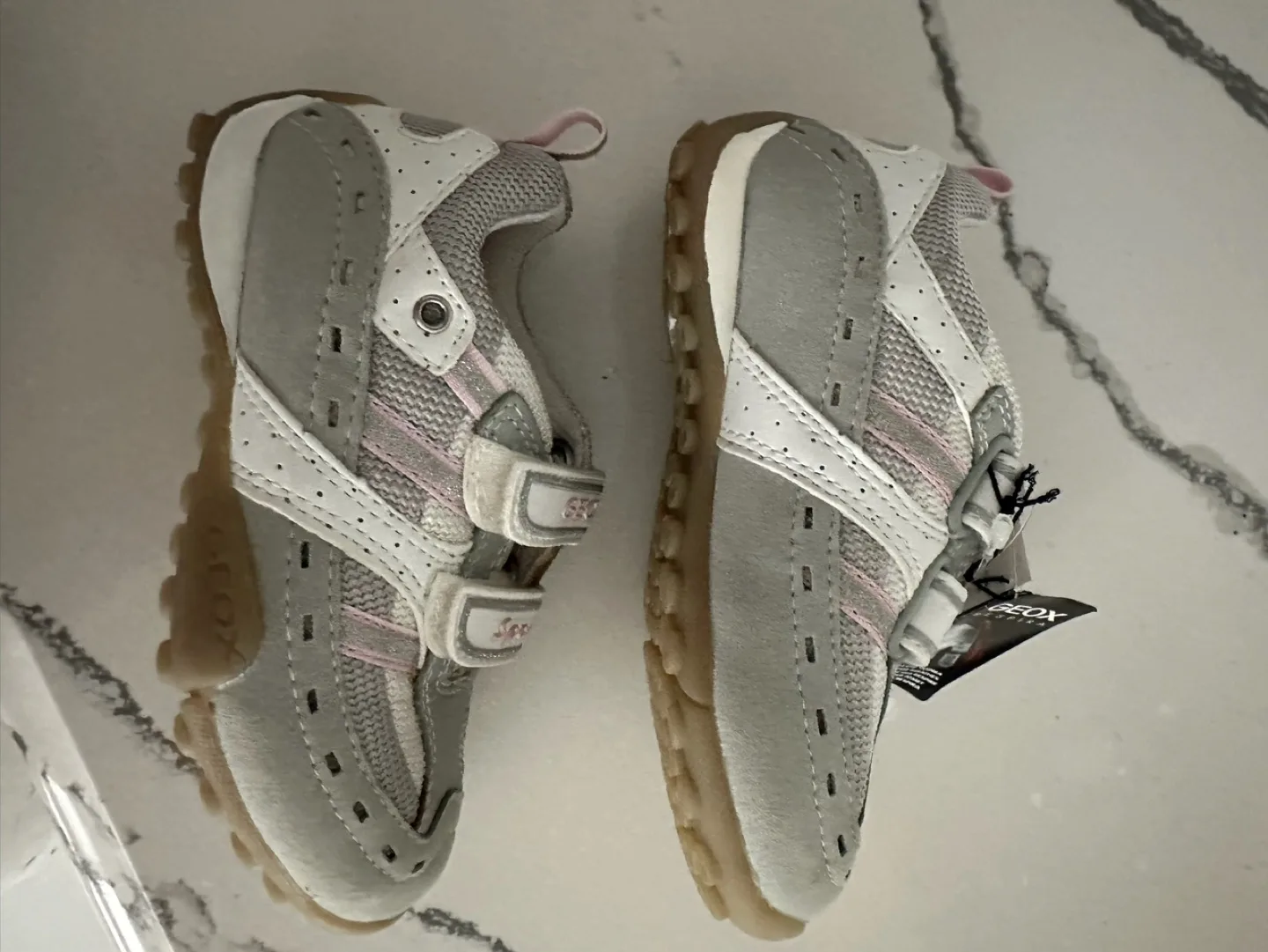 Geox Kids Running Shoes Size 9 image indicator(4)