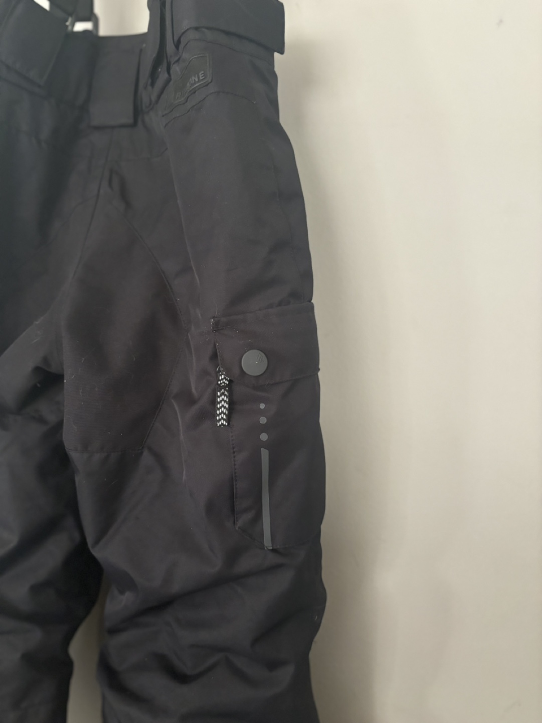 Size 7/8 Black Ski Pants - photo 2