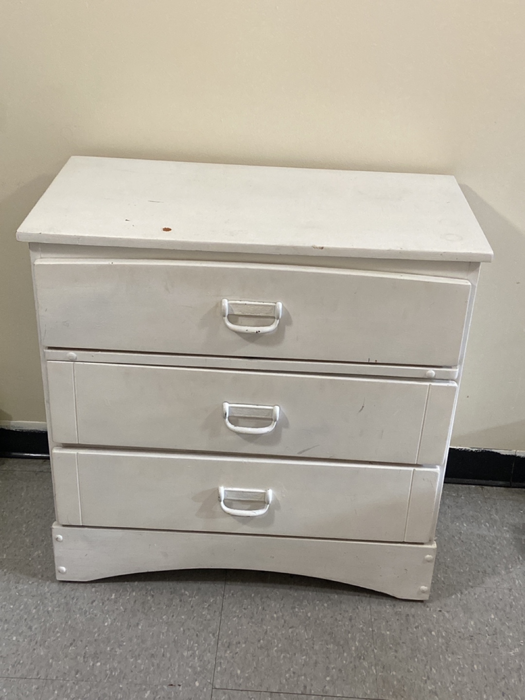 White 3-Drawer Dresser