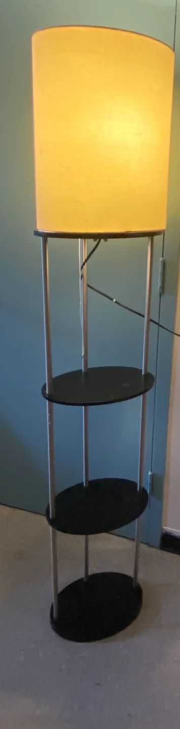 Floor Lamp with Shelves image indicator(2)