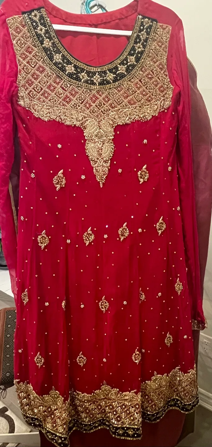 Indian Pakistani Embroidered Shalwar Kameez Suit image indicator(5)