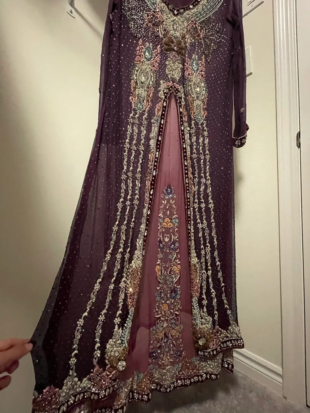 Indian Pakistani Embroidered Shalwar Kameez Suit image indicator(8)