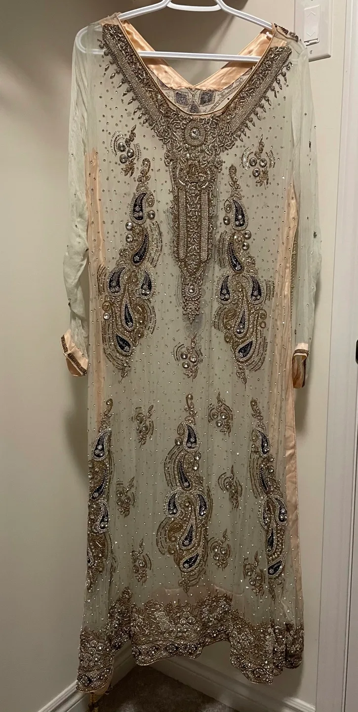 Indian Pakistani Embroidered Shalwar Kameez Suit image indicator(3)