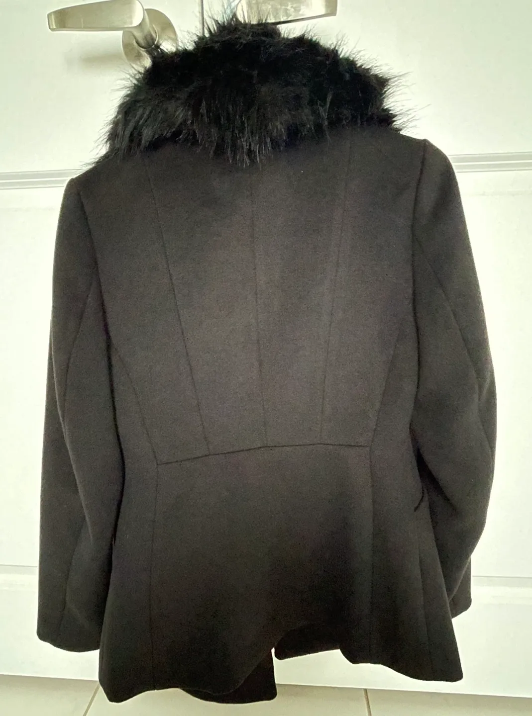 Black Faux Fur Collar Blazer image indicator(5)