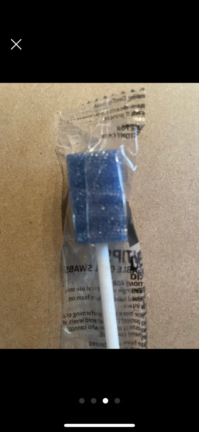 Disposable Oral Swabs - 250 Count image indicator(3)
