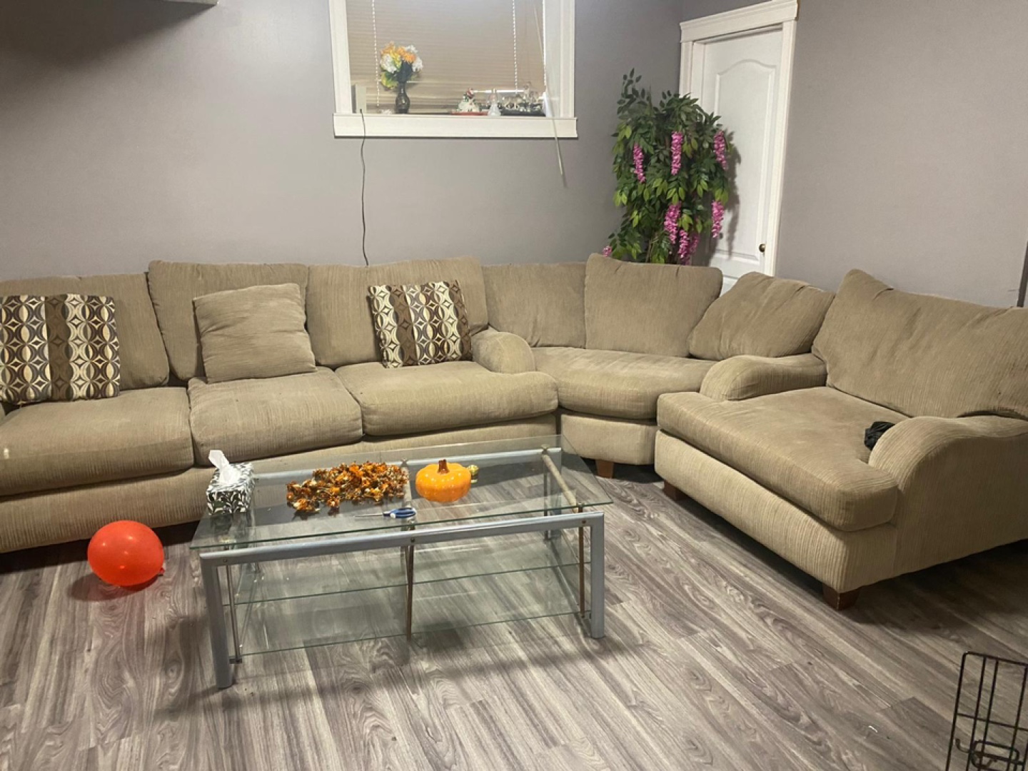Sectional Sofa - photo 2