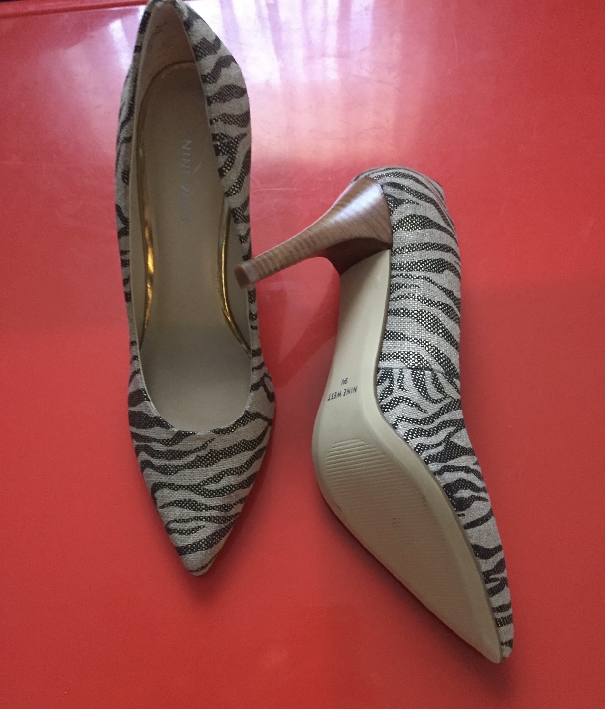 Bundle of footwear for women only $70!