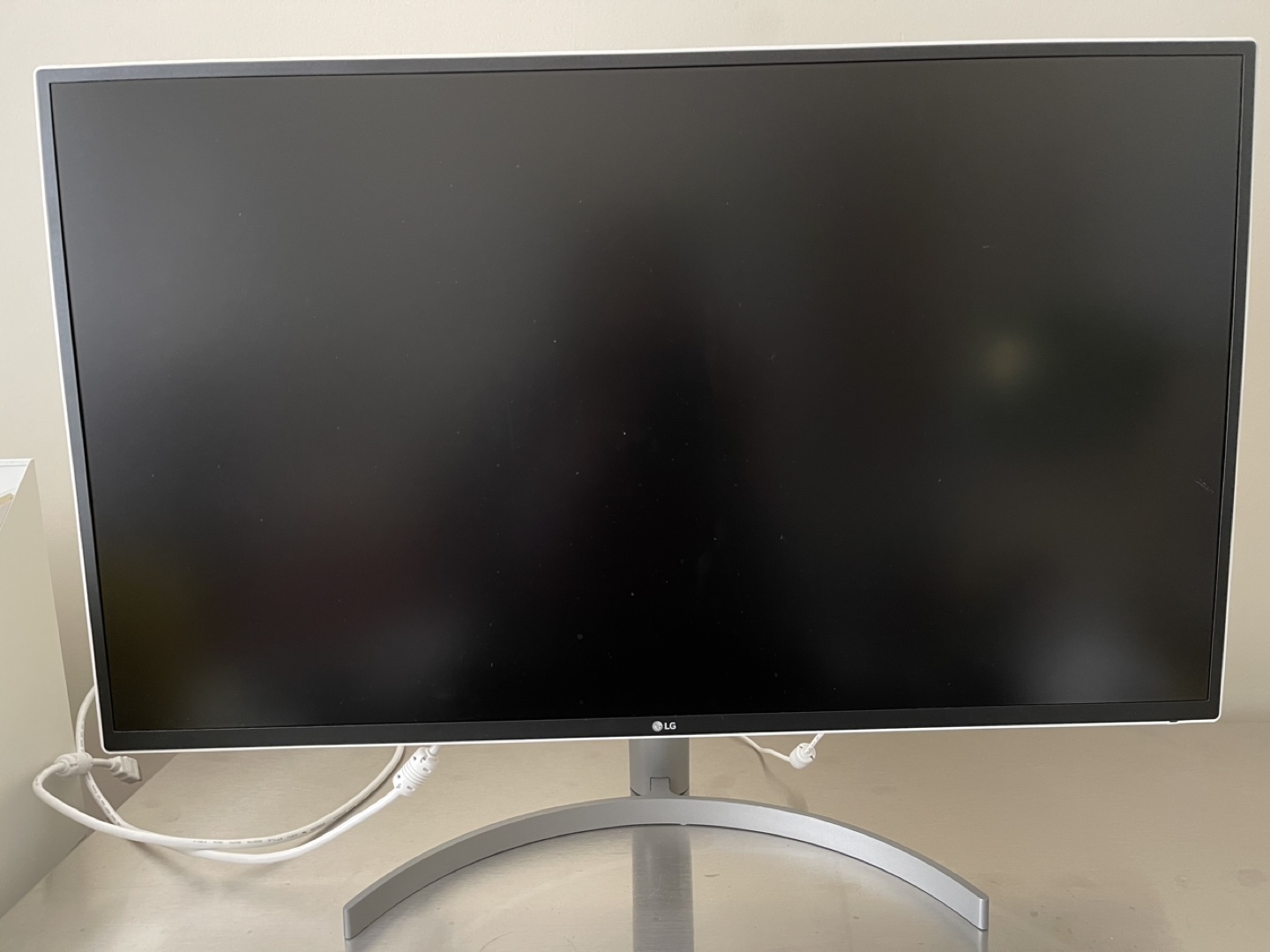 LG Monitor 32 inch