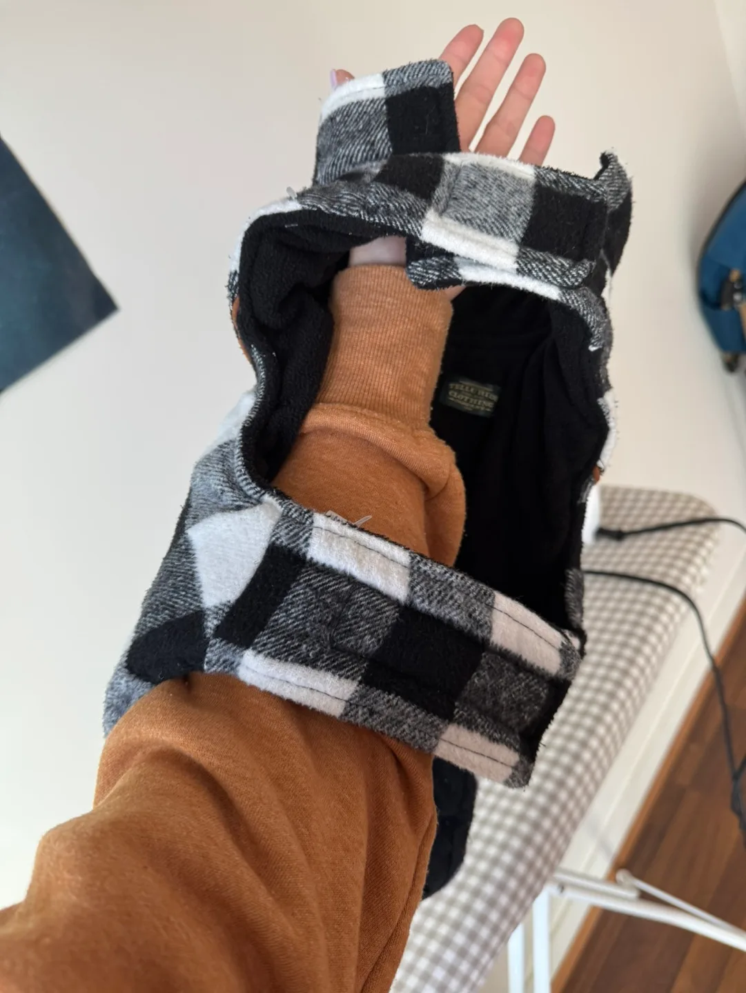 Telluride Clothing Dog Coat image indicator(4)