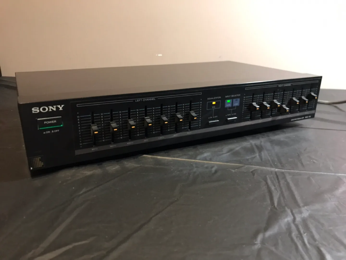 Sony Graphic Equalizer SEQ-130 image indicator(3)