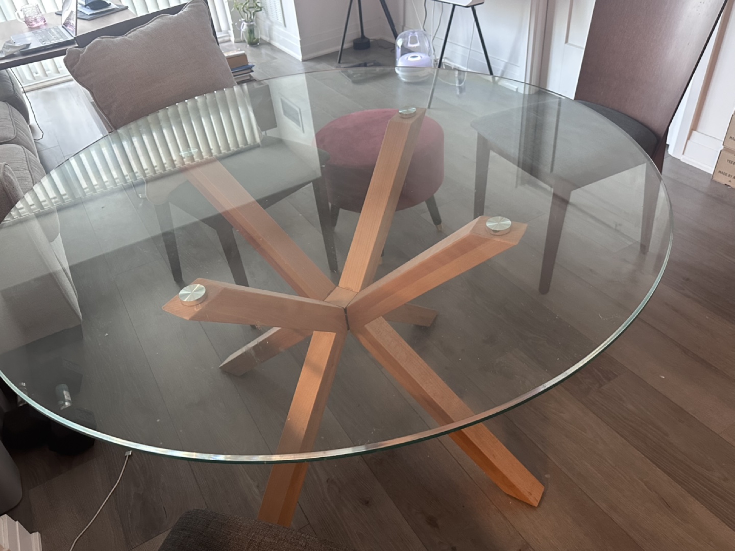 Classy decent Glass Dining Table 140 cm structube - photo 3